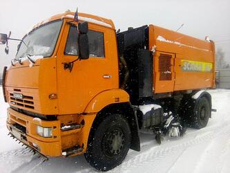 Вакуумная подметально уборочная машина и снегопогрузчик МКУ-7802 (Scarab M6) на шасси КАМАЗ-43253, 2013 года выпуска