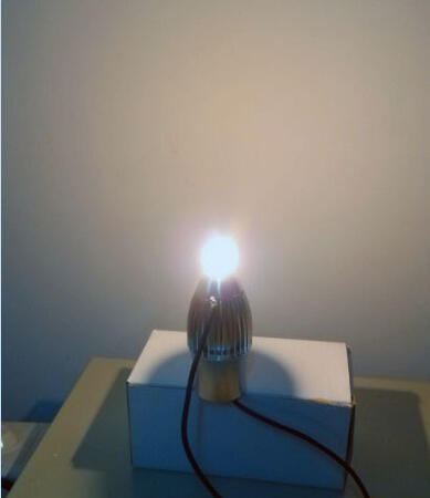 LED лампочка