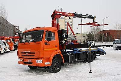 Эвакуатор КАМАЗ-4308 ломаная платформа с КМУ