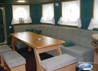 Мебель для кораблей и теплоходов