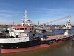 Астраханская верфь АСПО построила крановое судно для Туркменистана