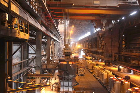ArcelorMittal приостанавливает работу метзавода в Польше