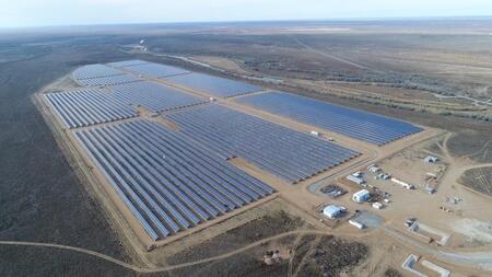 В Астраханской области введена в эксплуатацию солнечная электростанция мощностью 30 МВт