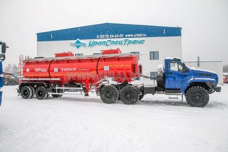 Завод спецтехники с Урала освоил производство новых моделей полуприцепов бензовозов