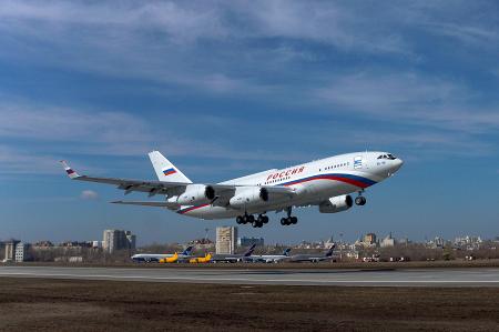 Новый серийный Ил-96-300 совершил первый испытательный полет