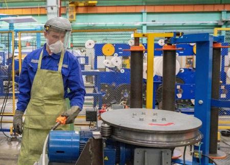 На Чепецком механическом заводе запустили установку для производства титановой проволоки