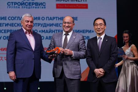 «Майнтек Машинери» поставит в Россию первую партию  самосвалов Hitachi ЕН3500АС-3 