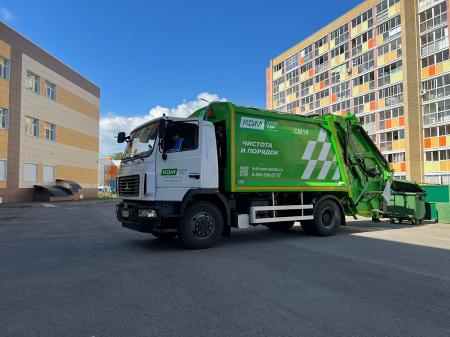 Смоленский завод КДМ начал производство мусоровоза-трансформера СМ16-01 