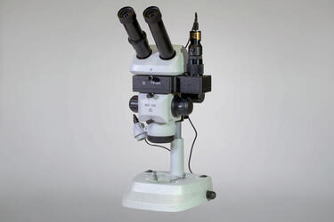 «Швабе» начал продажи новых микроскопов