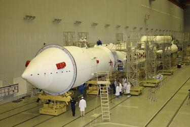 Завершена сборка ракеты «Протон-М» с обсерваторией «Спектр-РГ»