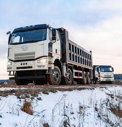 Российские продажи грузовиков FAW за год выросли почти на 100%  