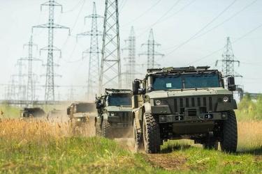 Вооруженные силы России получили новую машину сопровождения и управления «Напарник» МСИУ 4386