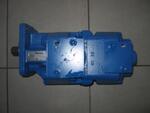 Шестеренчатый насос Kato KR25H-3 Power Steering Pump 609-18400001