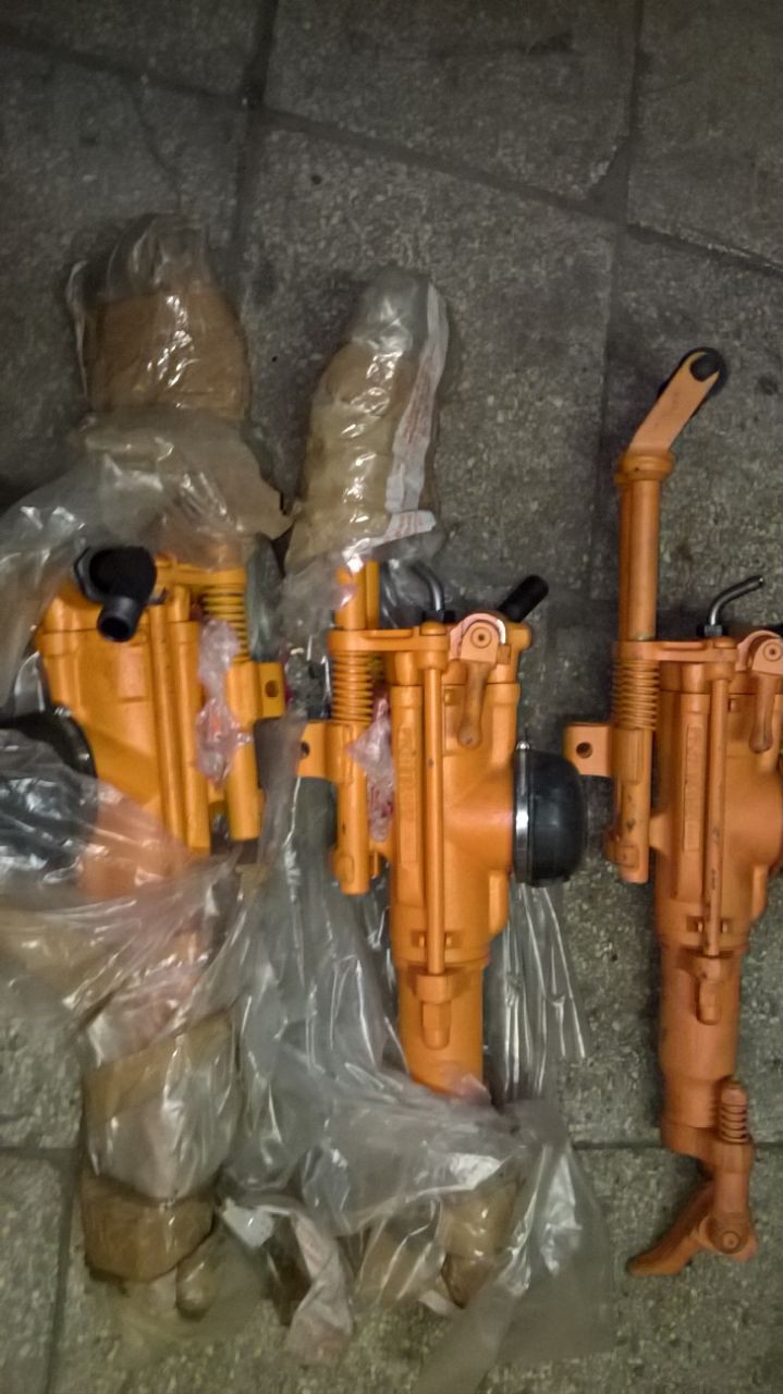 Пневматический перфоратор ПП63В2, ПП54В2, ПП36В2, YT 29, YT 24, Пневмоподдержка П2, П1, П3 Пневматический перфоратор ПП63В2, ПП54В2, ПП36В2, YT 29, YT 24, Пневмоподдержка П2, П1, П3