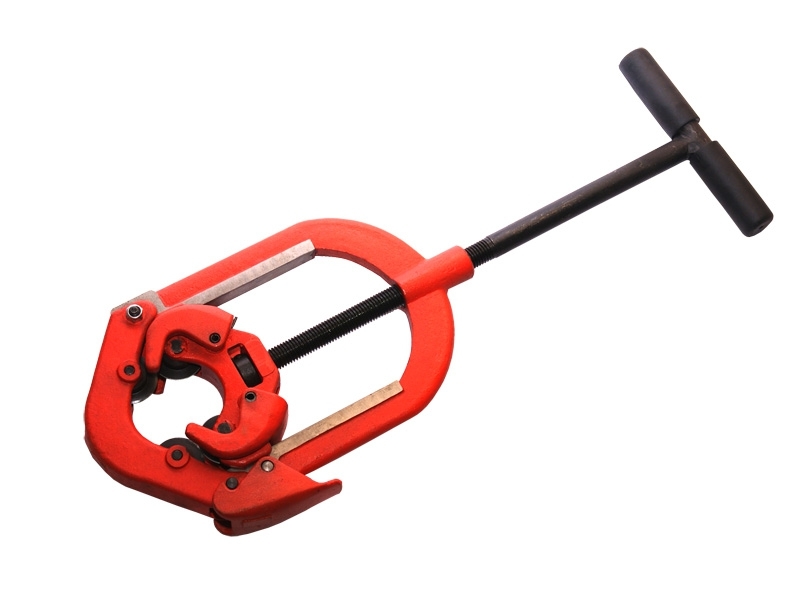Труборез с хомутной защелкой для труб от 2 до 4 дюймов 