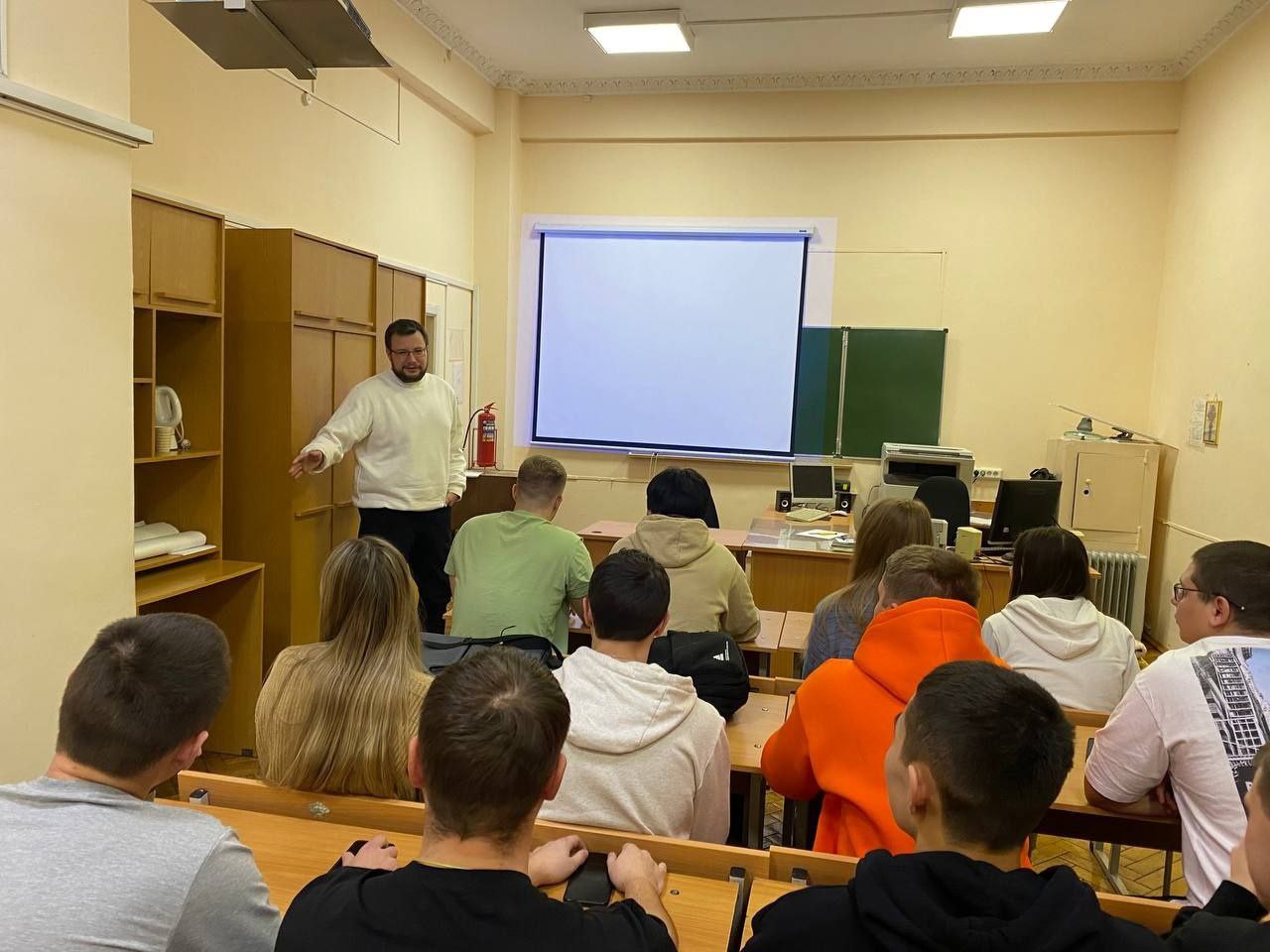 На ЧЗЭО стартовал второй поток образовательного проекта: будущих энергетиков ждёт максимальное погружение в профессию На ЧЗЭО стартовал второй поток образовательного проекта: будущих энергетиков ждёт максимальное погружение в профессию