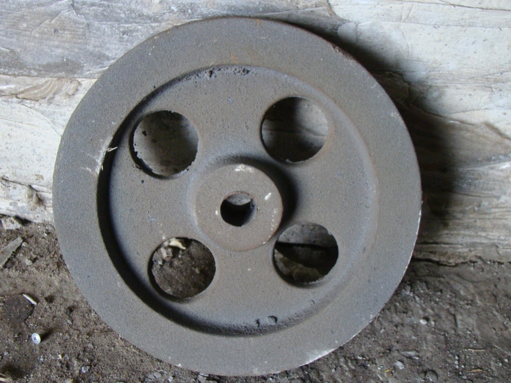 шкивы, колеса, ролики, блоки из чугуна