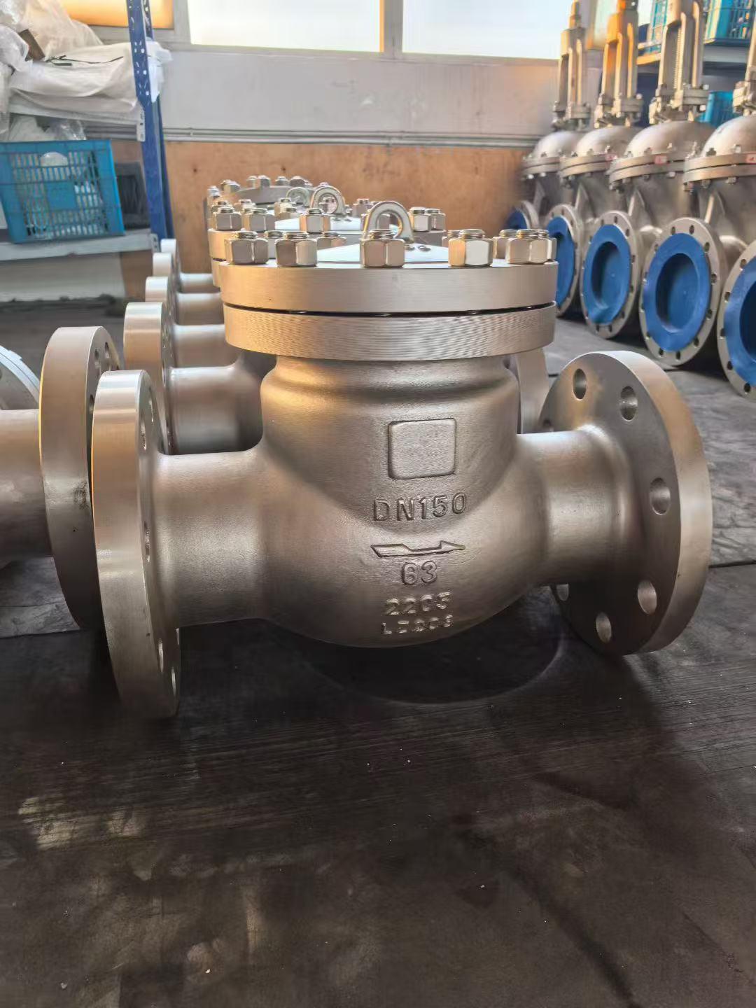 Клапан обратный поворотный фланцевый нержавеющий 316Ti Ру16 Ду100(Китай)