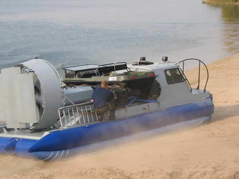 Катер на воздушной подушке ''Хивус-10''
