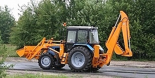 Экскаватор-погрузчик "Амкодор-702ЕА-01" на МТЗ-82.1
