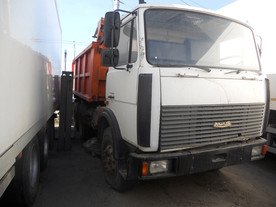 Автосамосвал МАЗ 5516А5-371