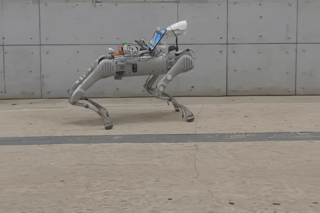 «Северсталь‑метиз» успешно протестировал четвероногого робота для промышленных задач