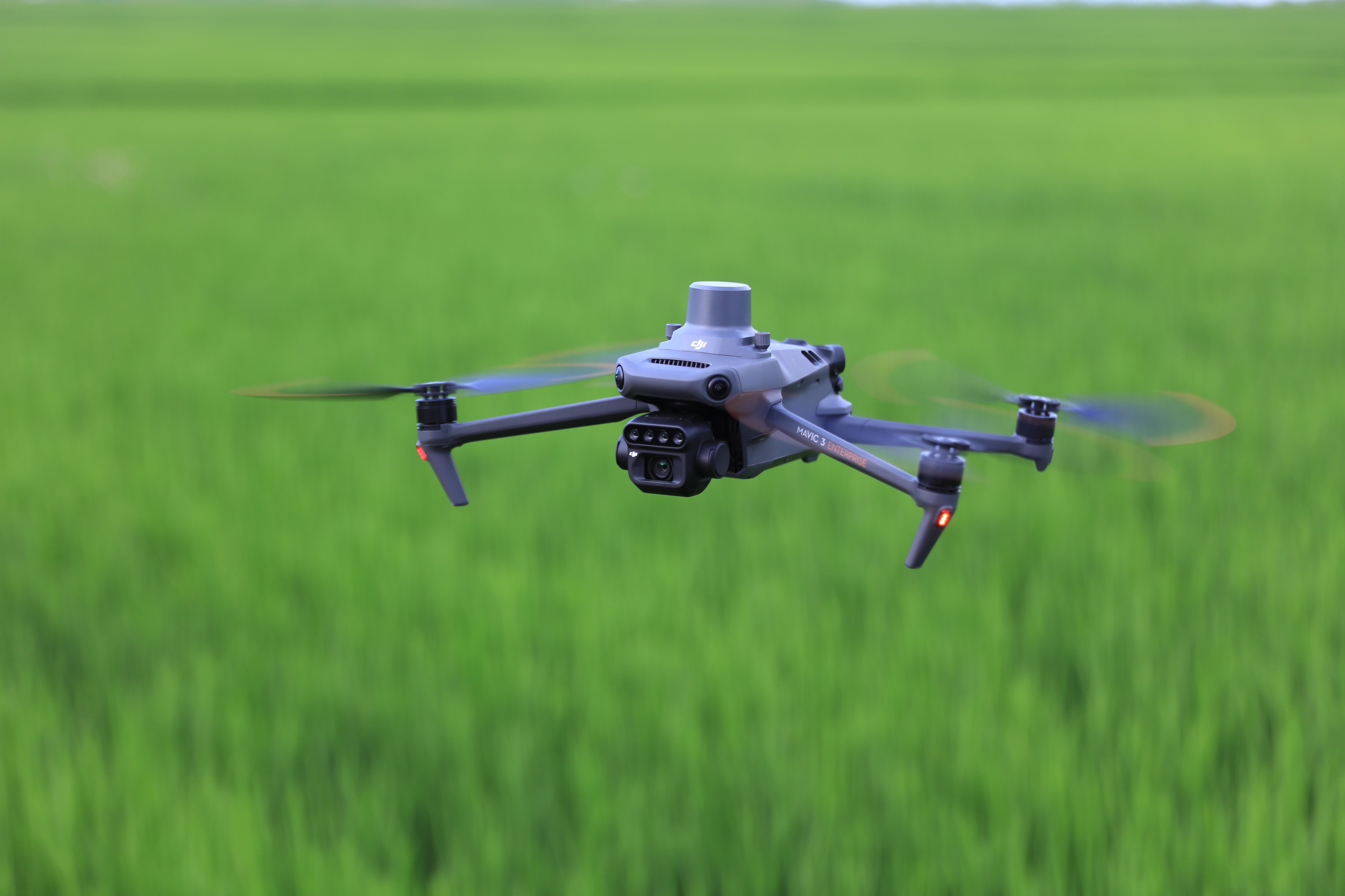 Skymec представляет новый дрон DJI Mavic 3 Multispectral для сельского хозяйства Skymec представляет новый дрон DJI Mavic 3 Multispectral для сельского хозяйства