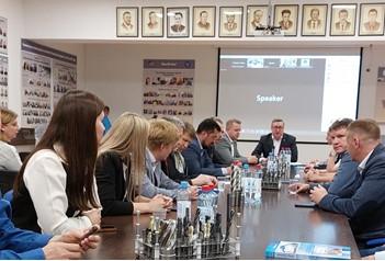 В Томске прошла конференция по вопросам импортозамещения в отрасли металлообработки В Томске прошла конференция по вопросам импортозамещения в отрасли металлообработки