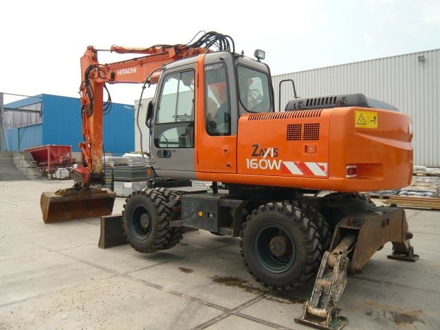 Колесный экскаватор Hitachi ZX160W Колесный экскаватор Hitachi ZX160W