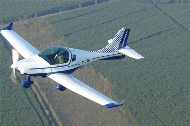 Сверх легкий самолет  Peregrine SL