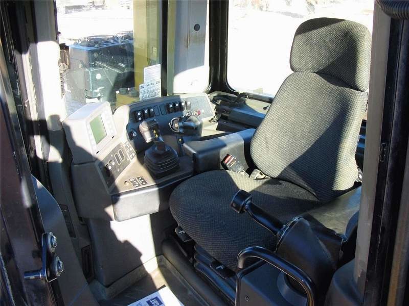 Бульдозер Caterpillar D9T