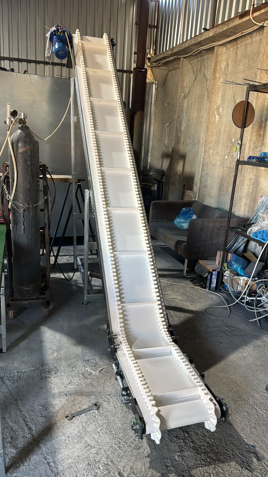 L-образный ленточный конвейер 