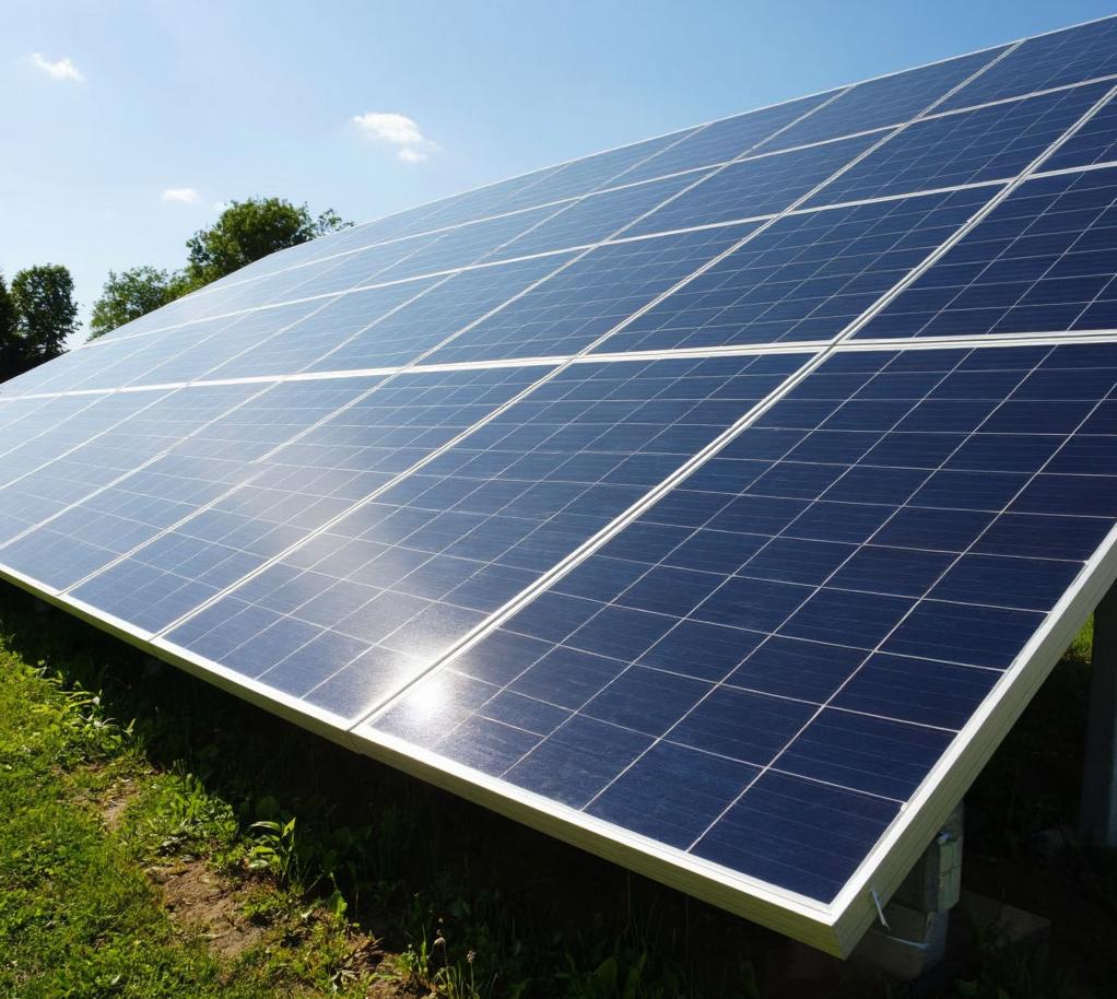 Меньше серебра — больше эффективности: российские разработчики совершенствуют солнечные панели