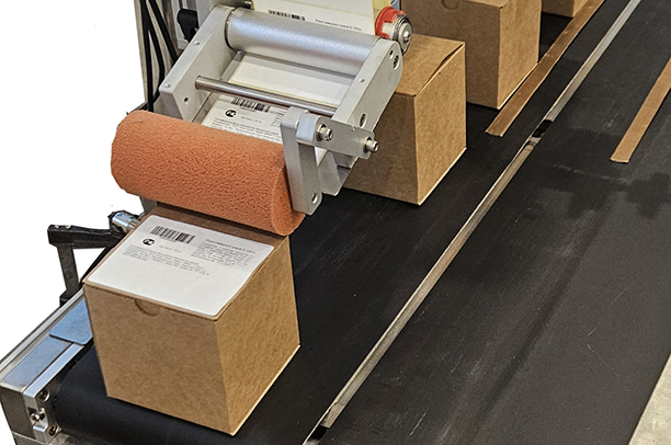 Электрический принтер-аппликатор iDPRT iX4-A7: единообразие маркировки без лишних затрат