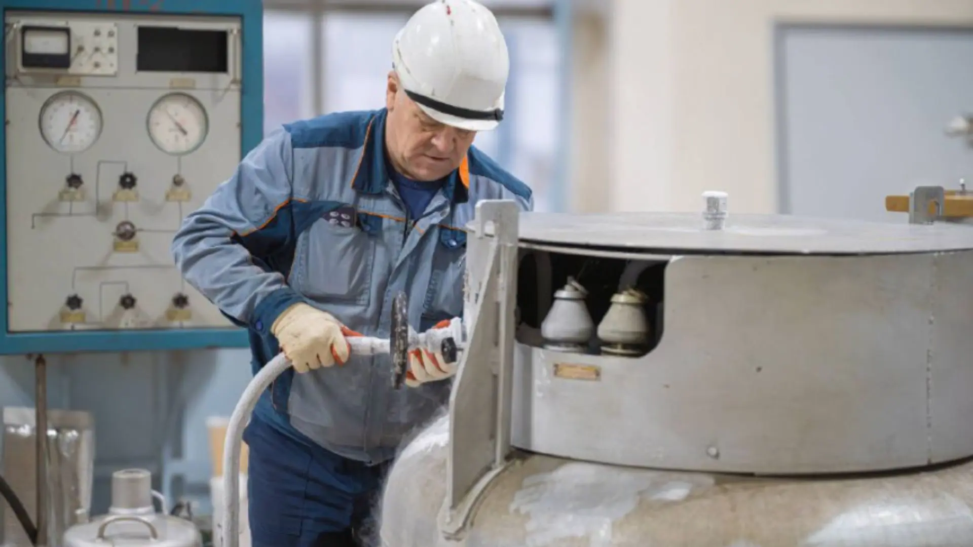 В России успешно испытали сверхпроводящий провод рекордной термостойкости для термоядерных установок