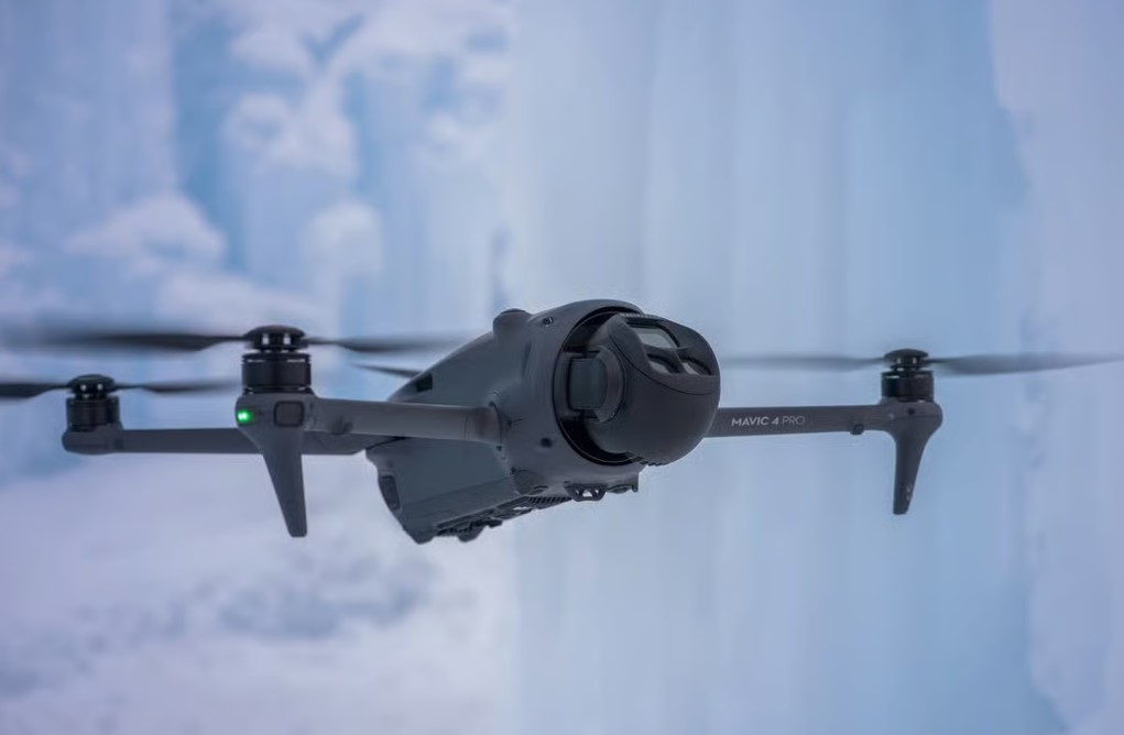 DJI расширяет возможности с Mavic 4 Pro и тремя камерами