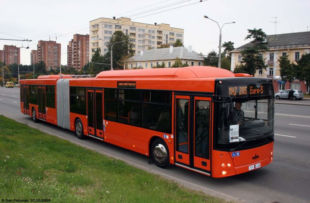 Городской пассажирский автобус МАЗ-205