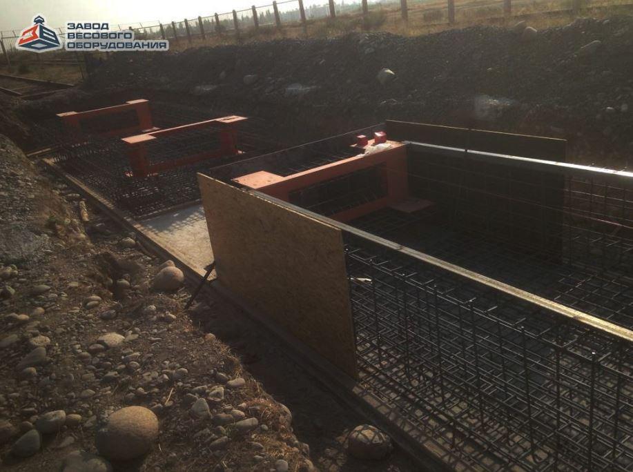 Железнодорожные вагонные весы ВТВ-С для повагонного взвешивания в статике 60 тонн Железнодорожные вагонные весы ВТВ-С для повагонного взвешивания в статике 60 тонн