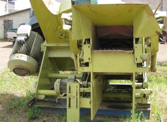 Дробилка древесных отходов Bruks 1700 Дробилка древесных отходов Bruks 1700