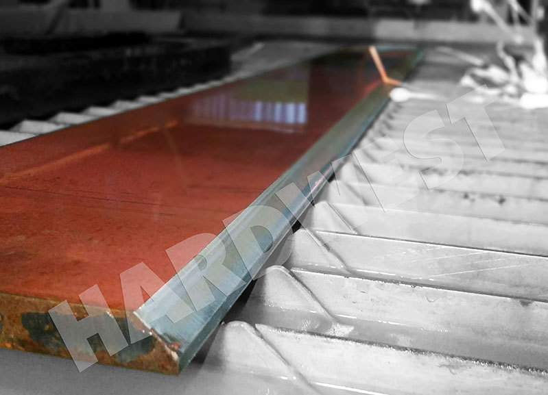 Ножи и режущие кромки для дорожно-строительной техники Ножи и режущие кромки для дорожно-строительной техники